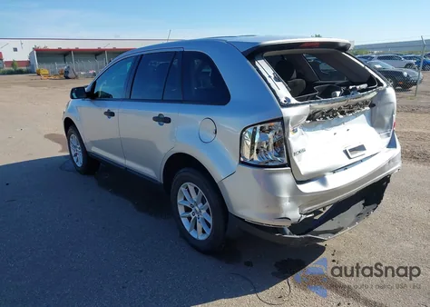 2013 Ford Edge Se z USA, uszkodzony, nr VIN 2FMDK3GC5DBE34024